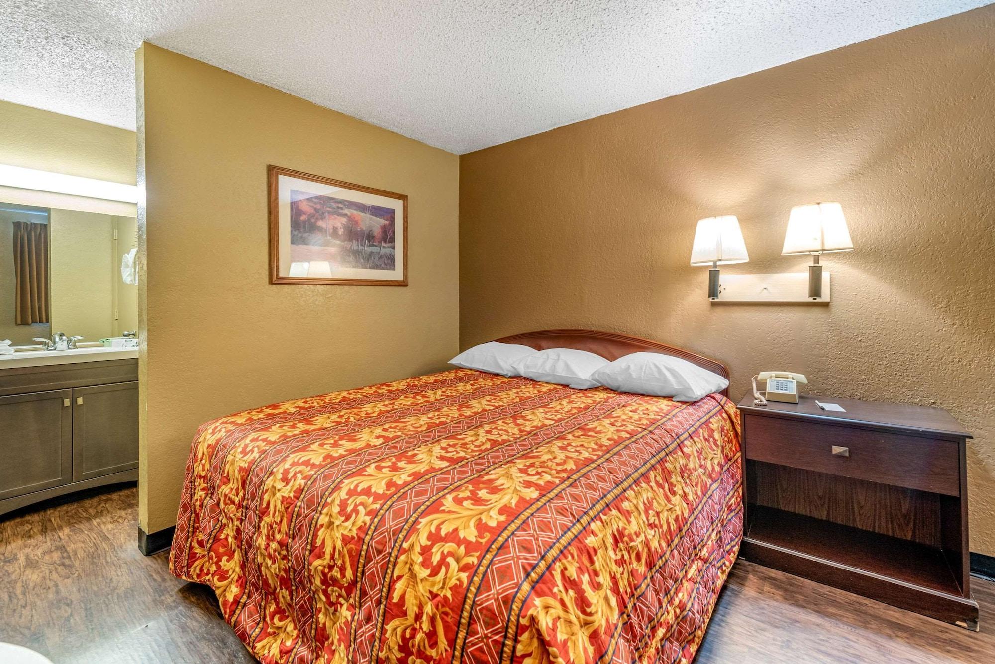 Rodeway Inn Pueblo Esterno foto