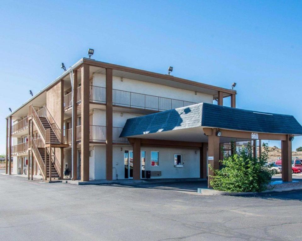 Rodeway Inn Pueblo Esterno foto